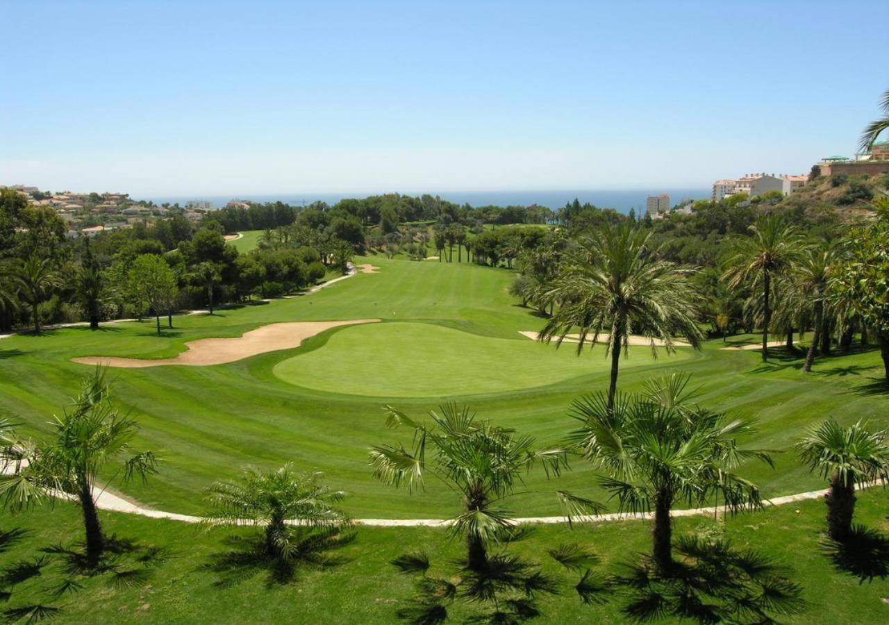 Hercules Paradise 531 Apartamento Con Vistas Al Mar Mediterraneo En Benalmadena A Pasos Del Centro Y Su Vibrante Zona Comercial Disfruta De Una Experiencia Unica En La Costa Del Sol Malaga Andalucia Well-Connected To The Airport Ngoại thất bức ảnh