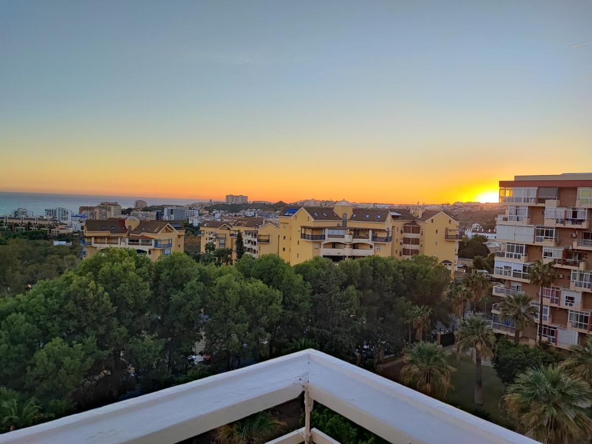 Hercules Paradise 531 Apartamento Con Vistas Al Mar Mediterraneo En Benalmadena A Pasos Del Centro Y Su Vibrante Zona Comercial Disfruta De Una Experiencia Unica En La Costa Del Sol Malaga Andalucia Well-Connected To The Airport Ngoại thất bức ảnh