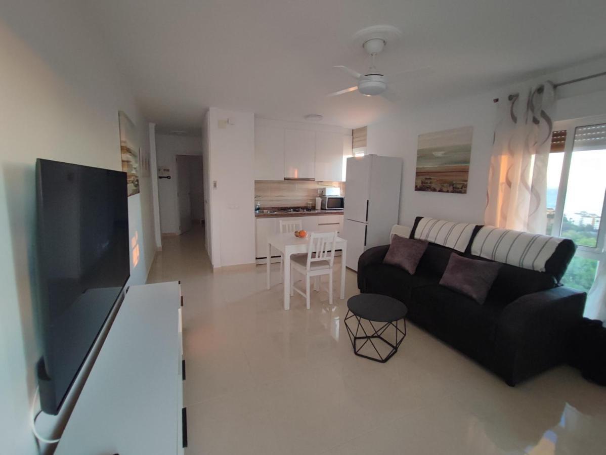 Hercules Paradise 531 Apartamento Con Vistas Al Mar Mediterraneo En Benalmadena A Pasos Del Centro Y Su Vibrante Zona Comercial Disfruta De Una Experiencia Unica En La Costa Del Sol Malaga Andalucia Well-Connected To The Airport Ngoại thất bức ảnh